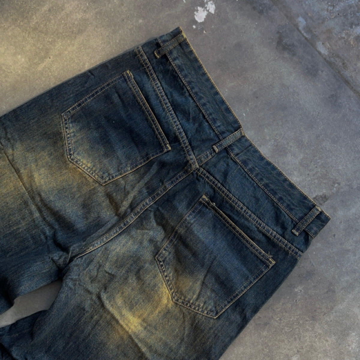 EVANESCENT JEANS [OLD BLUE]