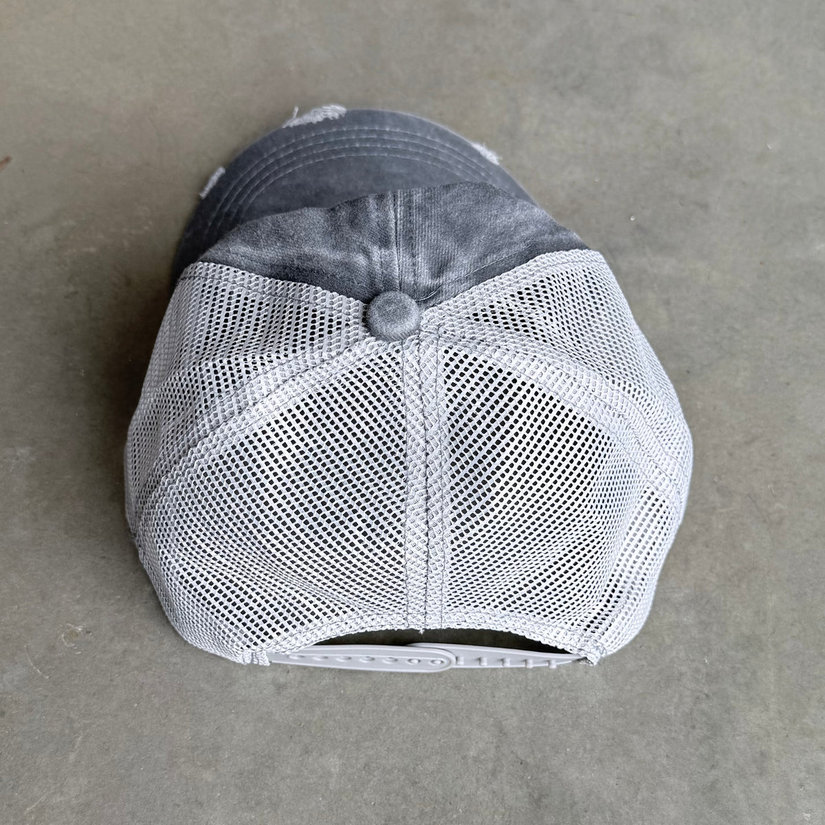 BEAT TRUCKER HAT [SLATE]
