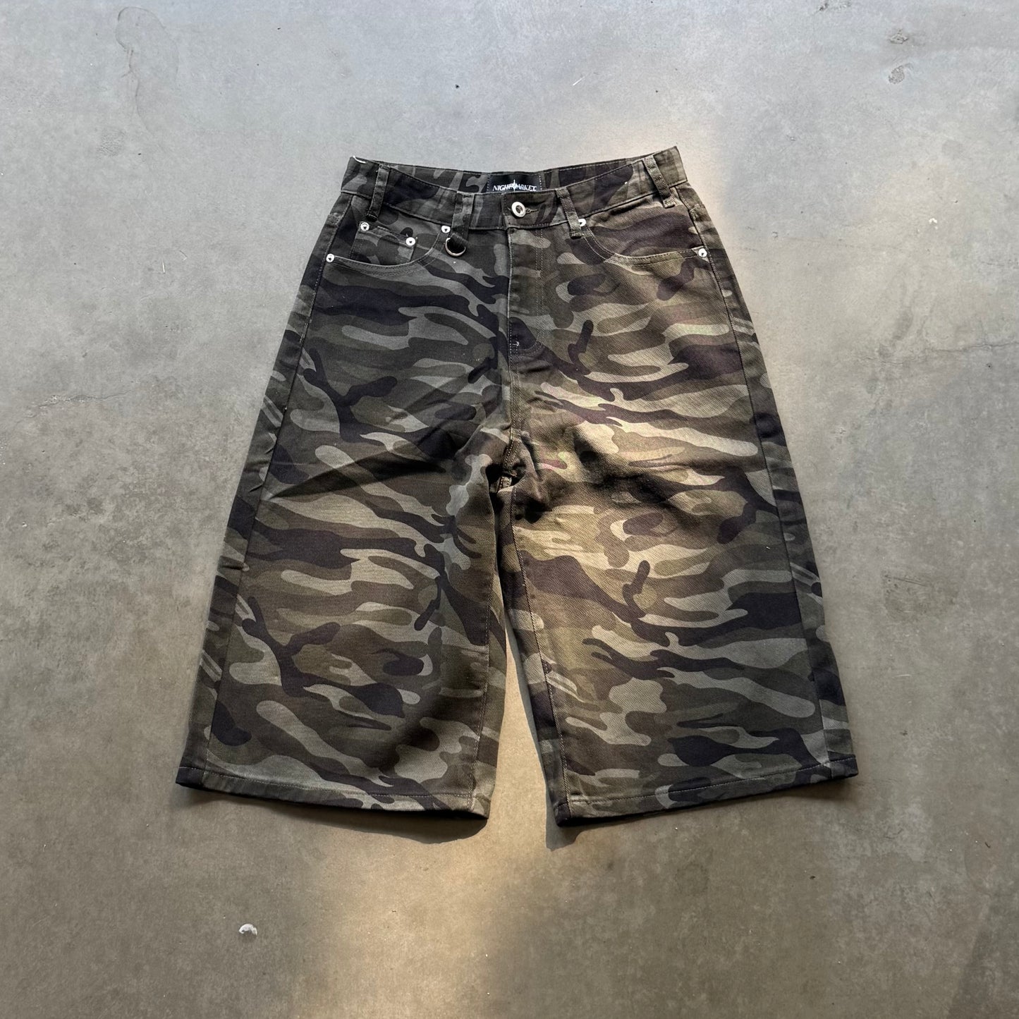 EVANESCENT CUTOFFS [ARMY]