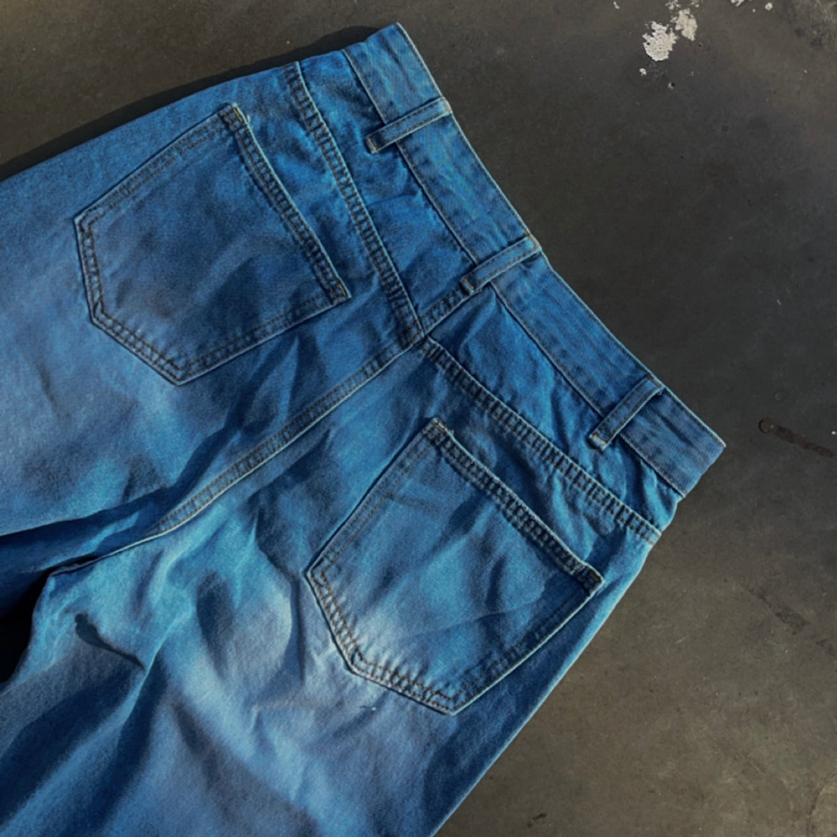 EVANESCENT JEANS [LIGHT BLUE]