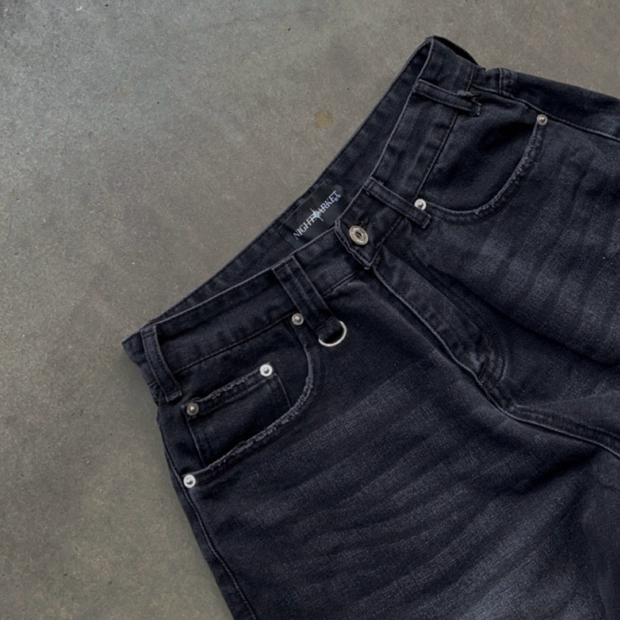 EVANESCENT JORTS [CHARCOAL] – NIGHTMARKET