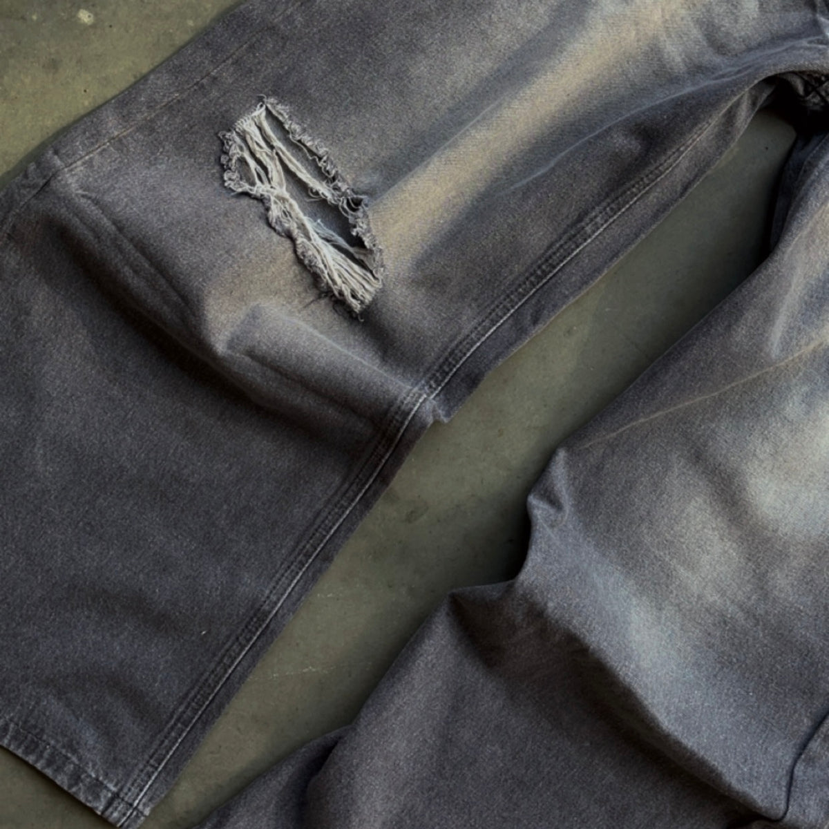 FRAY JEANS [ASH GRAY]