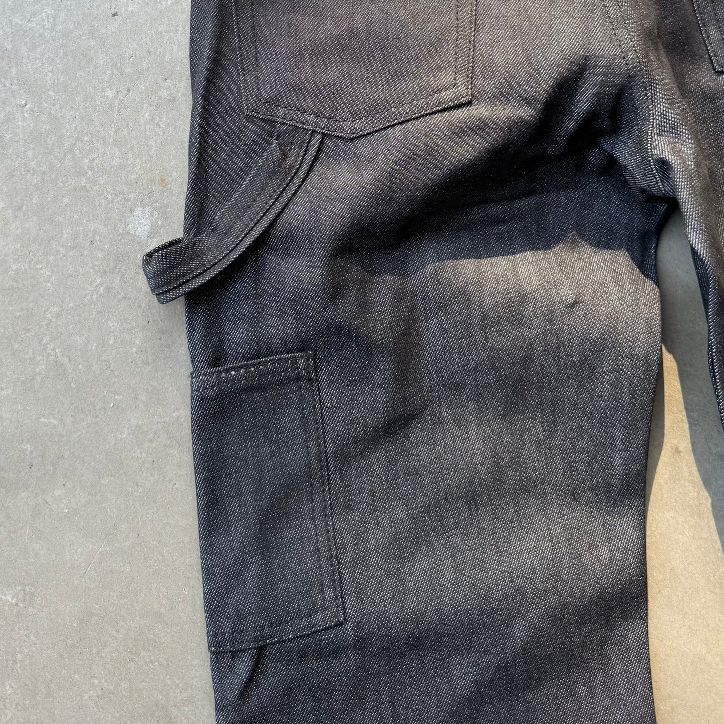 STUDDED BOOTCUT CARPENTER PANTS [UNIFORM BLACK]
