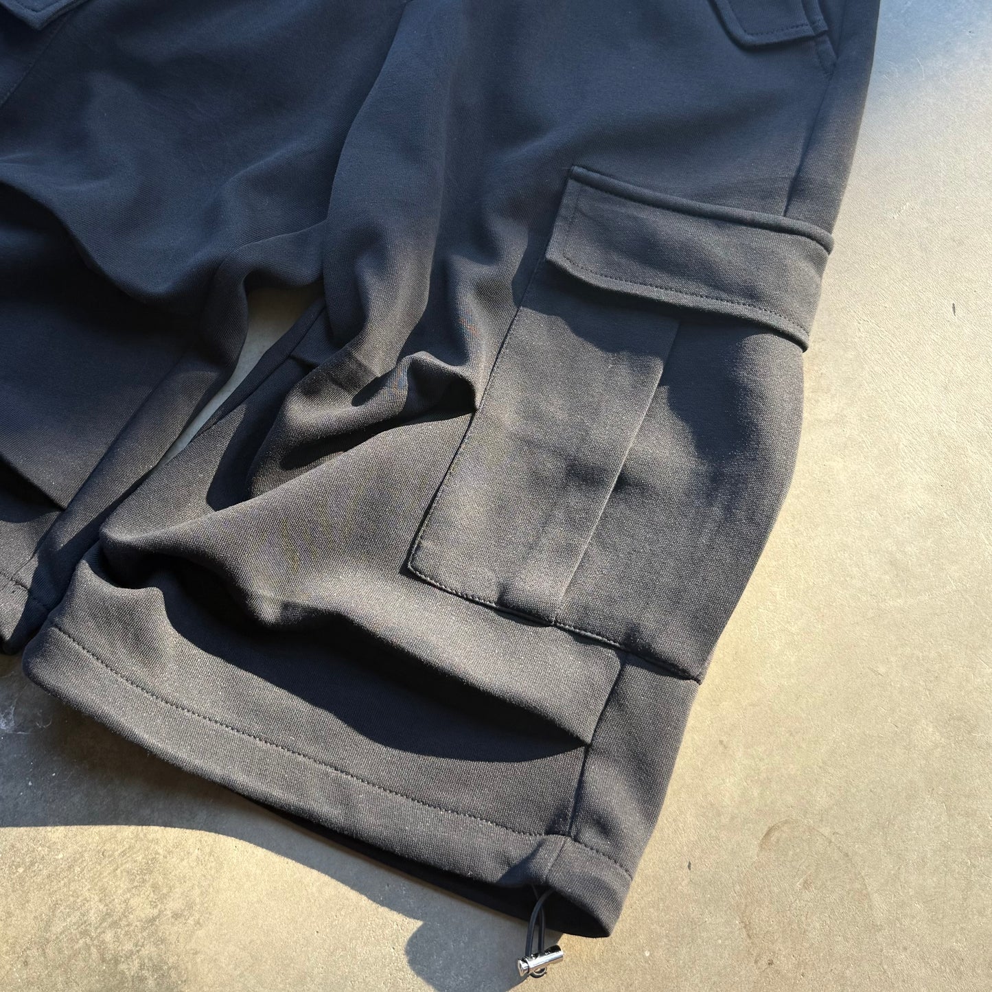 CARGO POCKET LOUNGE SHORTS [NOIR]