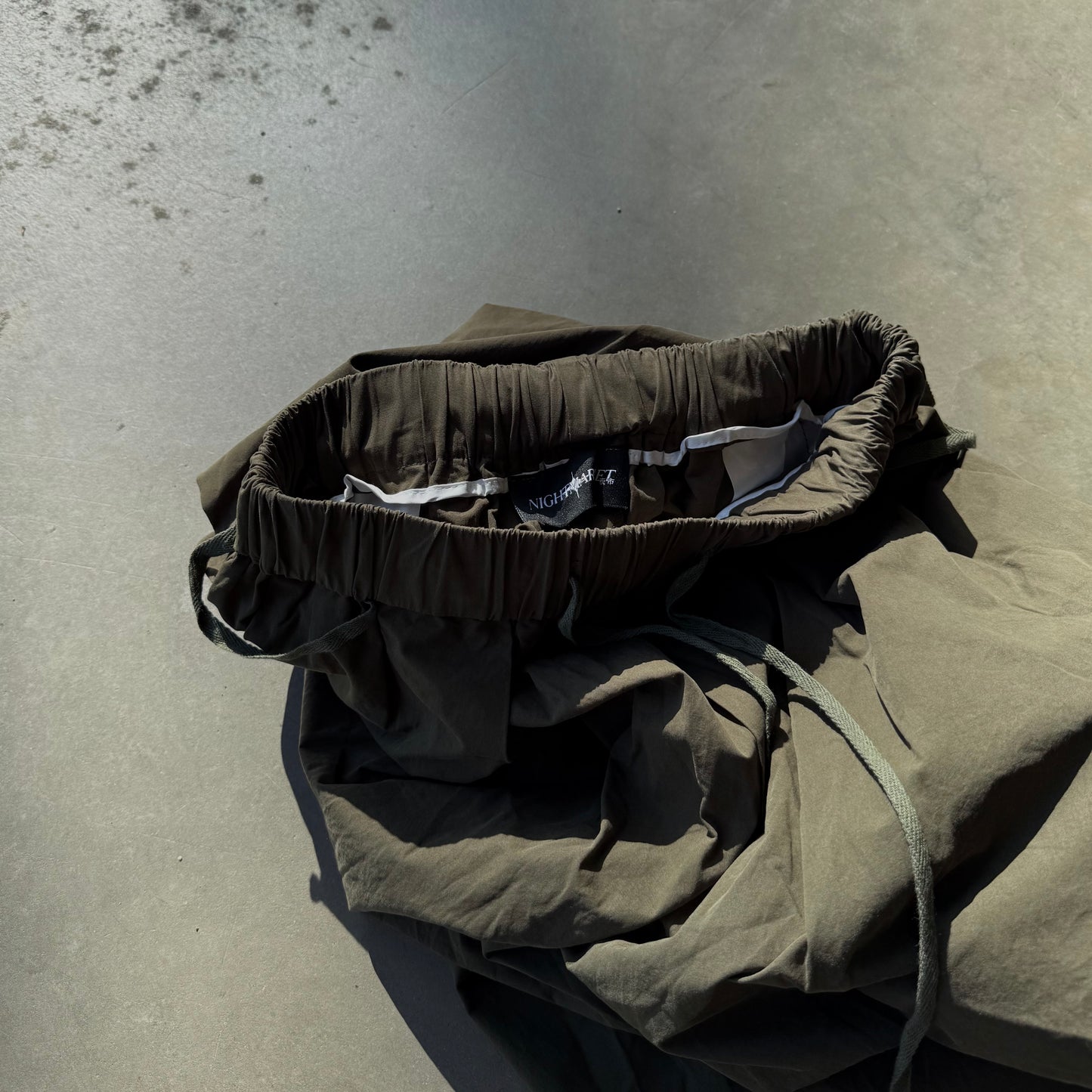 TOBI TRACK PANTS [OLIVE]