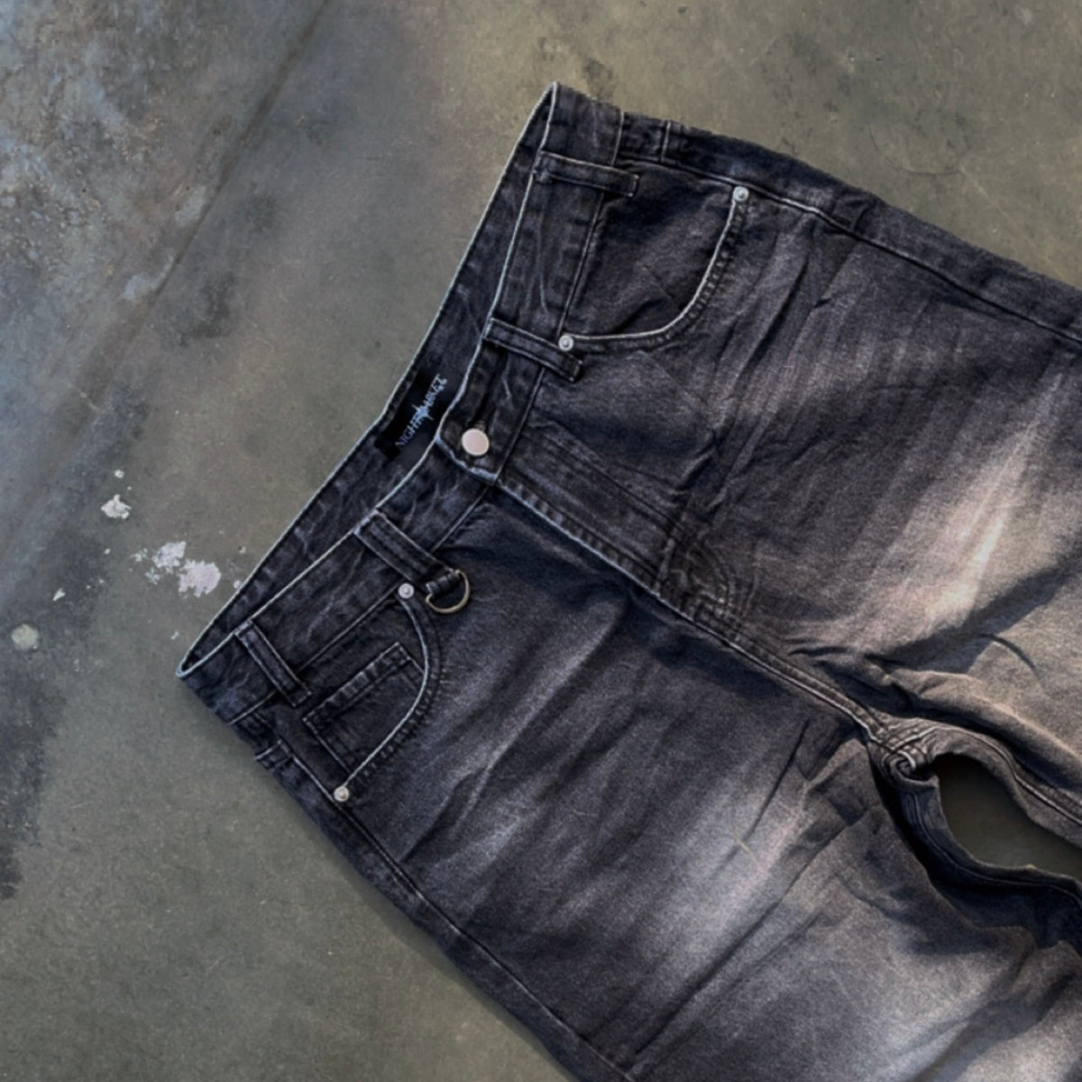 EVANESCENT JEANS [CHARCOAL]