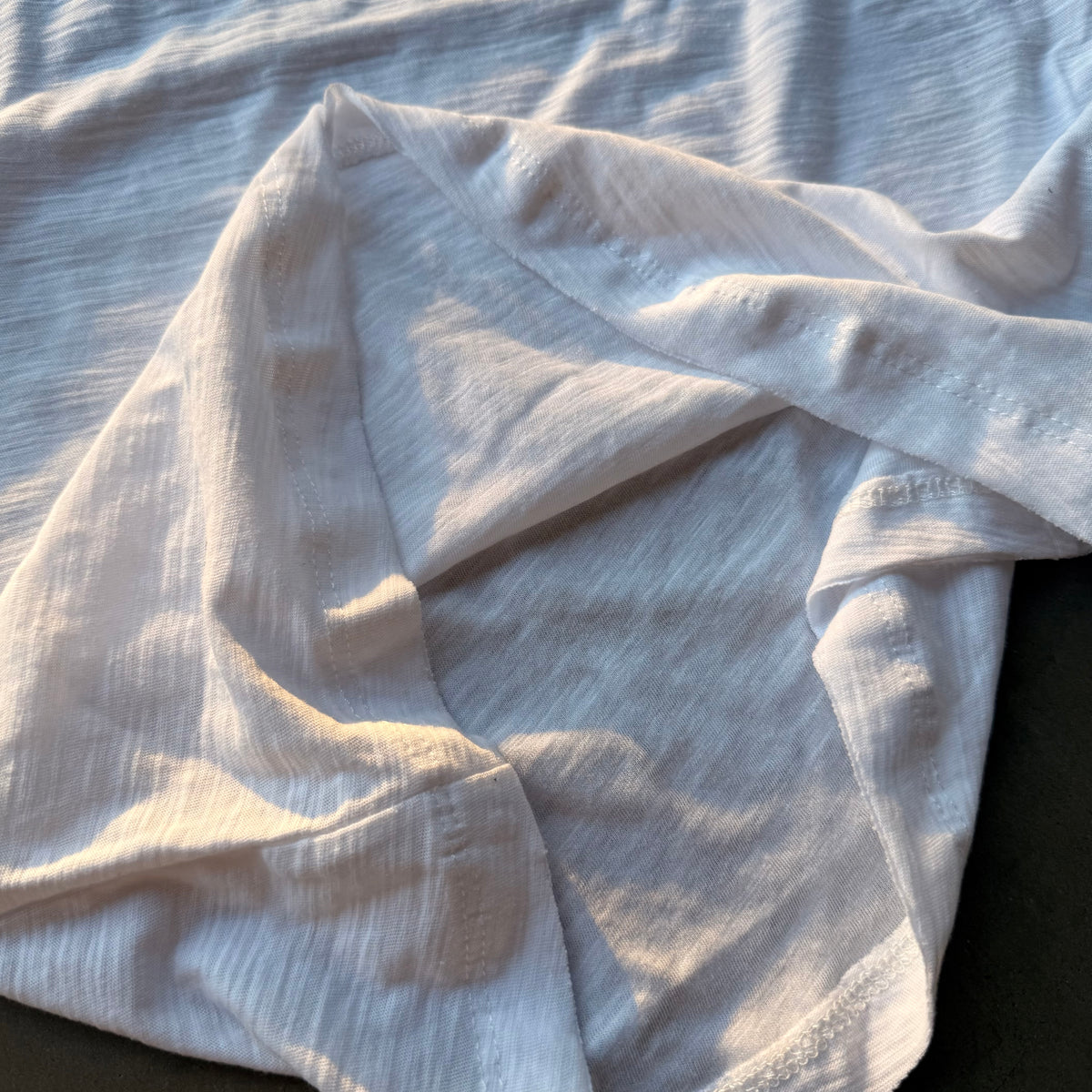 FITTED SLUB TEE [WHITE]