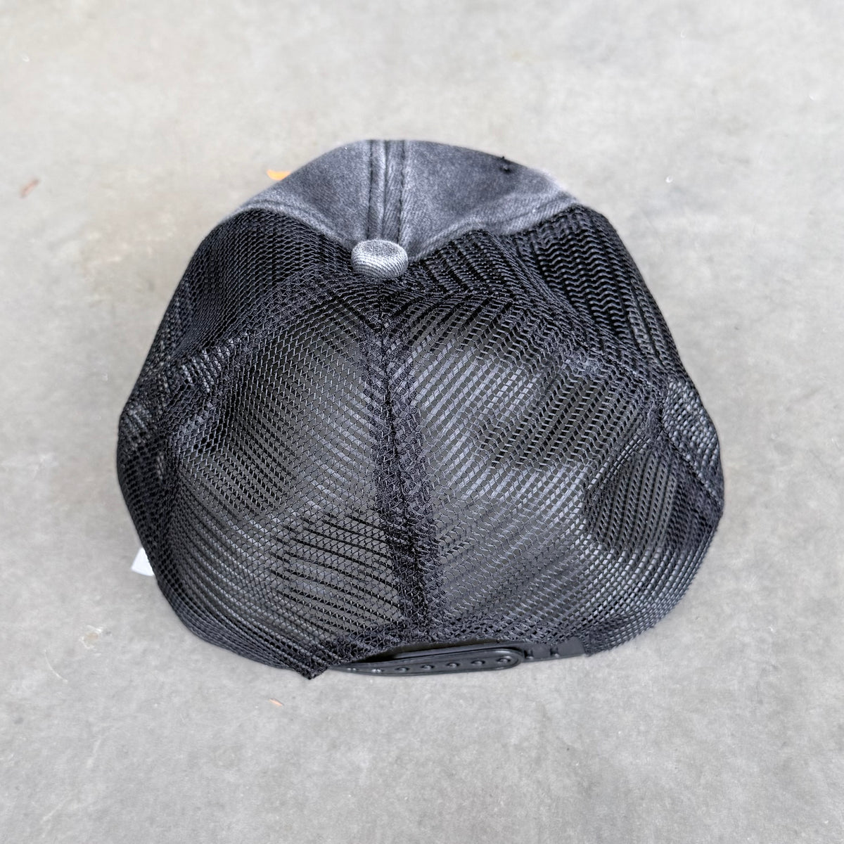 BEAT TRUCKER HAT [CHARCOAL]