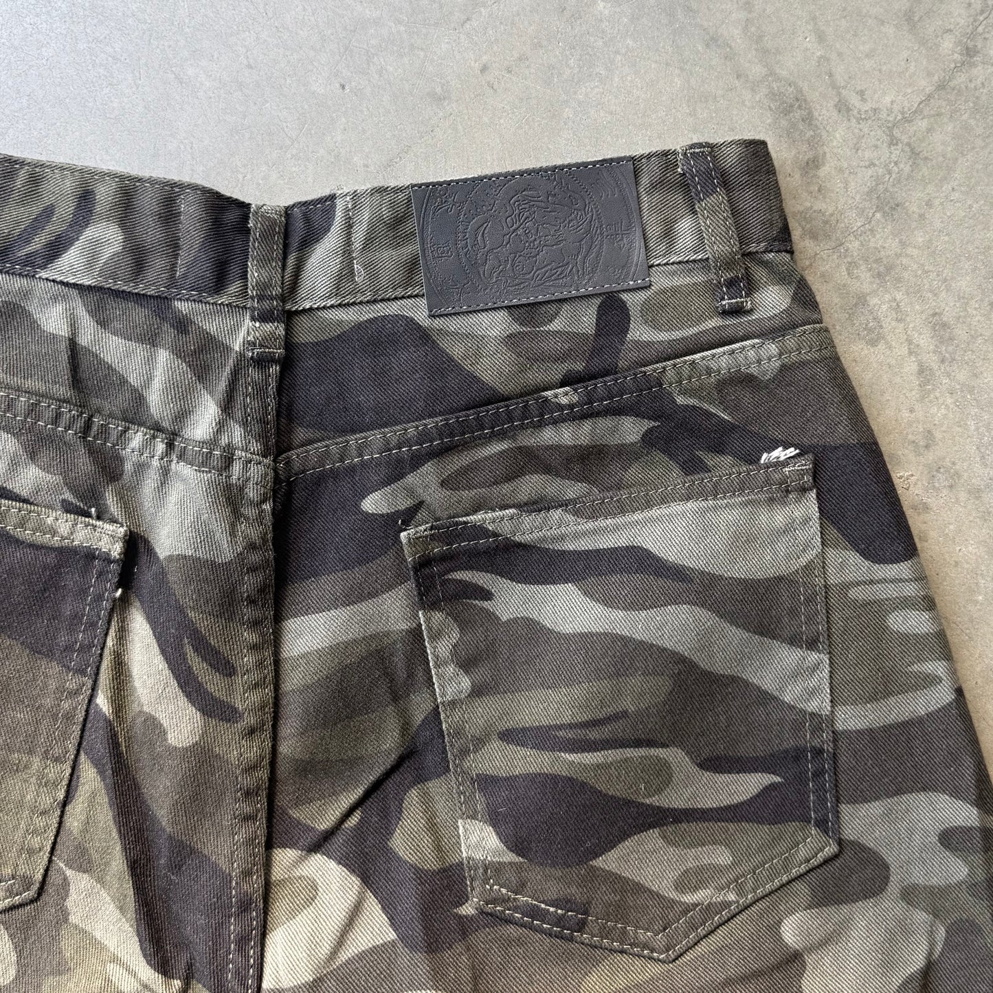 EVANESCENT CUTOFFS [ARMY]