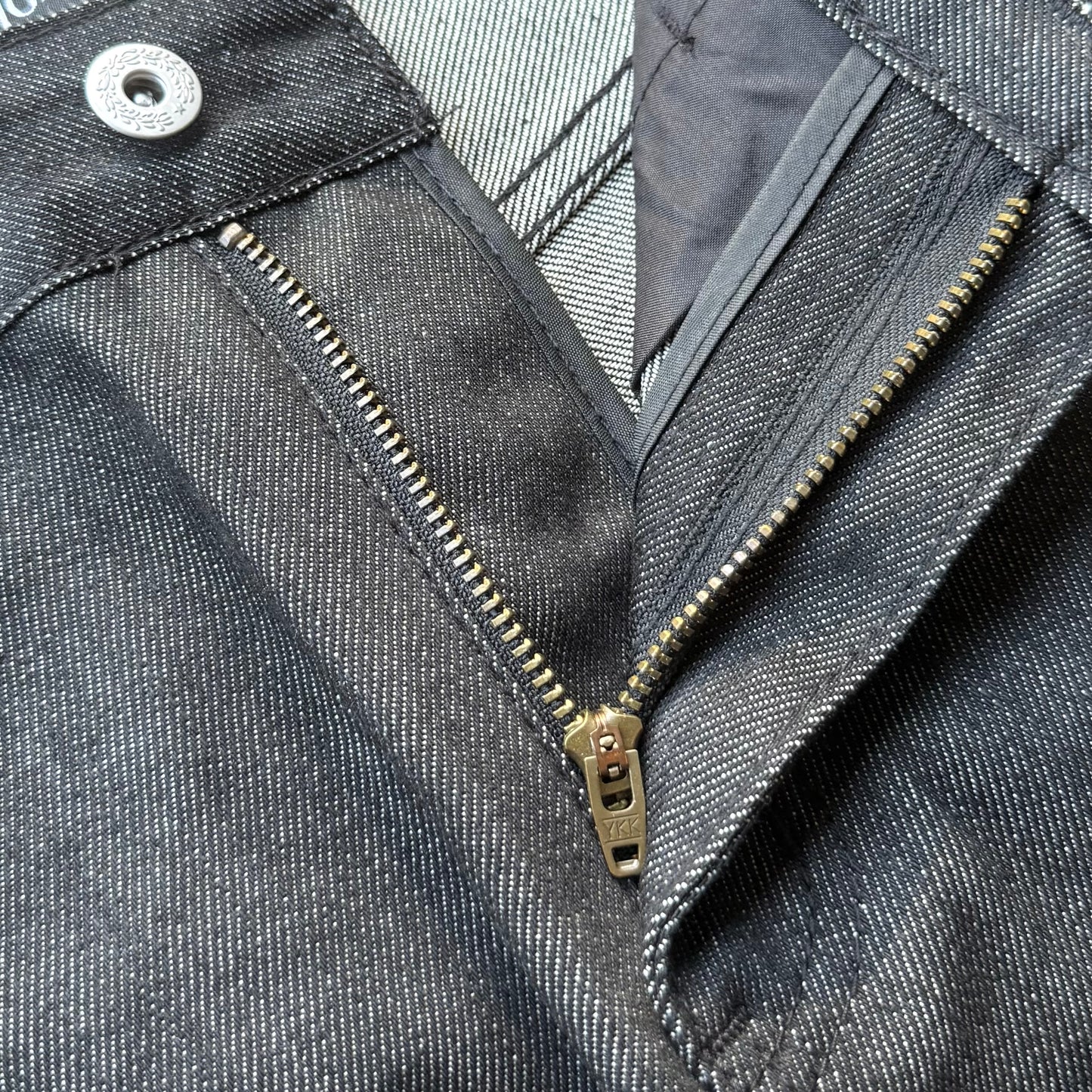STUDDED BOOTCUT CARPENTER PANTS [UNIFORM BLACK]